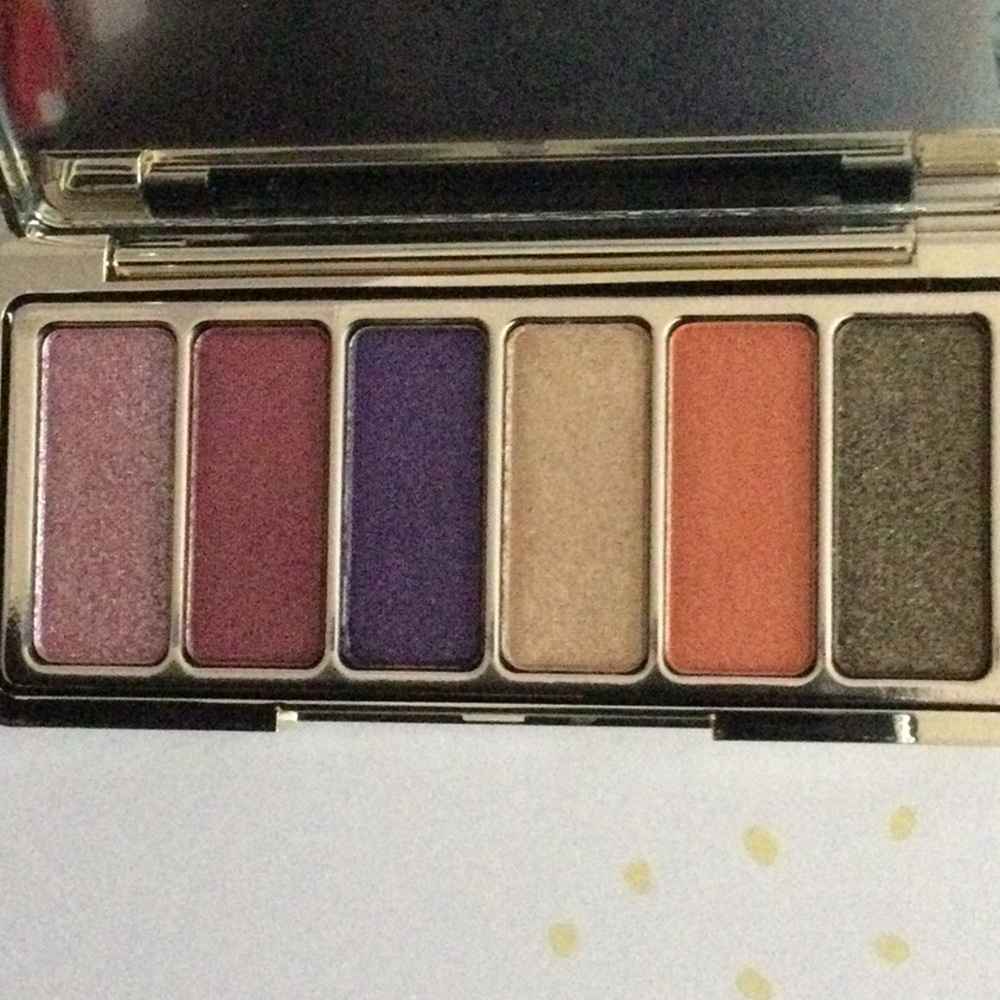 Rare Beauty by Selena Gomez eyeshadow palette.